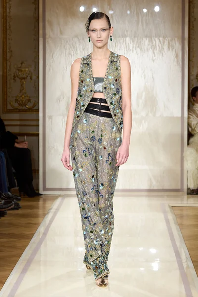 Look 47